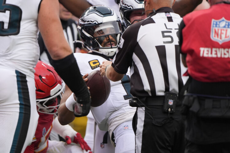 Problems officiating the tush push could be the new argument to support banning it
